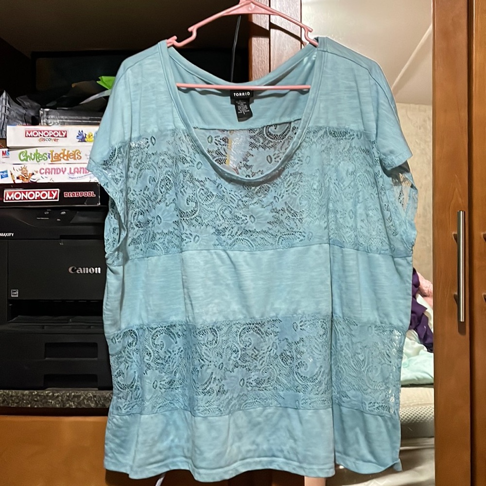Torrid lace short sleeve top